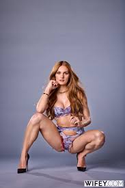 Amanda Rae naked cummy chest after shot