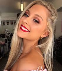 🔥 MUA @ericacoffeymua used our Lip Stain in Caliente 🔥