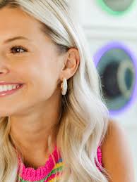 Wholesale Lily Lock Necklace for your store