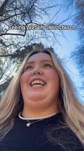 Just a random Tuesday morning in NZ… #wroetoshaw #w2s #harrylewis #sidemen