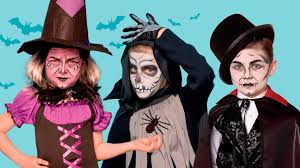 In unserem makeup tutorial zeigen wir die schritt für schritt den weg zur wilden raubkatze! Kinderschminken Halloween Schritt Fur Schritt Zum Vampir Hexe Oder Skelett