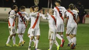 21:00 estadio municipal de montilivi. Rayo Vallecano La Plantilla Del Rayo Explota Nos Sentimos Desamparados Por El Club Marca
