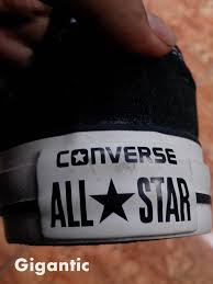 Selain itu sepatu converse ini terdiri dari 2 macam yaitu produk converse asli dan produk. Cara Membedakan Converse Original Dan Kw Gigantic Sneaker