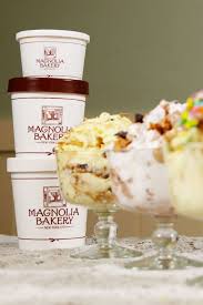Magnolia Bakery Spills The Secrets To Its Famous Banana Pudding Magnolia Banana Pudding Recipe Banana Pudding Magnolia Bakery Banana Pudding