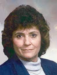 Denise Kinsinger's Instagram, Twitter & Facebook