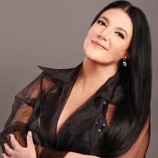 Laura Leon Internacional Fan Club