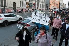 Though users are welcome to speak russian, most discussions are in english. Putin Warns Of Tough Russian Action If West Crosses Red Line Bbc News