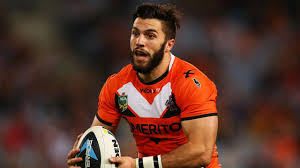 James tedesco is swapping the wests tigers for the sydney roosters in the nrl. Tigers Skipper Robbie Farah Has Laughed Off Talk The Raiders Will Target James Tedesco Herald Sun