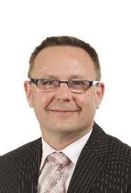 Kevin Stringer's Instagram, Twitter & Facebook