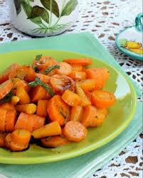 Vediamo quali sono gli ingredienti che ci servono. Insalata Di Carote Ricetta Contorno Leggero Con Carote