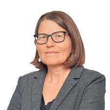 Sarah Scobie's Instagram, Twitter & Facebook