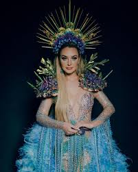 Utilize uma versão suportada para obter a melhor experiência possível com o msn. Daniela Nicolas Llego Modelando A Miami Para El Miss Universo