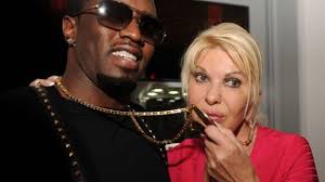 Photo : Le rappeur Fat Joe, Diddy, Rico Love et Pharrell Williams au  restaurant Katsuya à l'hôtel SLS. Miami Beach, le 8 décembre 2012.