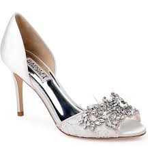 Badgley Mischka Designer Wedding Heels With Embellishment Affiliatelink Weddingshoes Shoes Heels W Womens Sandals Badgley Mischka Beautiful Wedding Shoes