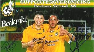 Van bommel senior had wel kaartjes voor de wedstrijd, maar worstelde in aanloop naar het duel met zijn principes en besloot niet te gaan. Mark Was Jong En Onbevangen Maar Nog Niet Zo Mondig Als Nu Nos