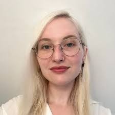 Carmen Weiss's Instagram, Twitter & Facebook