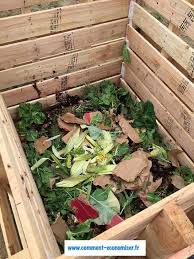 Comment Fabriquer Un Bac A Compost Avec Des Palettes En 10 Min Chrono Compost Palette Jardiniere Palette Composteur Palette