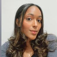 Amy Mateo's Instagram, Twitter & Facebook