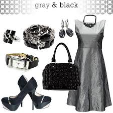 Black And Grey Dress How To Accessorize A Gray Dress Gray Dress Fashion Timeless Fashion