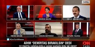Cnn türk ana haber bülteni saati öğrenilebilir. Hakan Bayrakci Metin Ozkan A Sinirlenip Cnn Turk Canli Yayinini Terk Etti Studyo Buz Kesti Canli