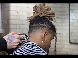 Common style variations include an afro or nappy temp fade plus low, medium and high temp fades. Skin Fade Undercut Dreads Ontop Youtube