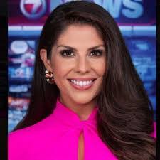 Patti Leach's Instagram, Twitter & Facebook