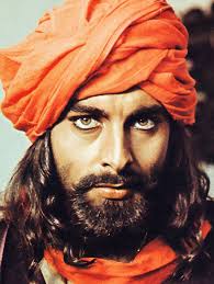 Che disastro! Lui tanto bello ma finisce lì 🤨