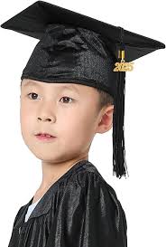 Amazon.com: GraduatePro Kindergarten Graduation Cap and Gown Class of 2025  Shiny Set for Preschool Kids Ceremony Gifts 12 Colors: Clothing, Shoes & ...