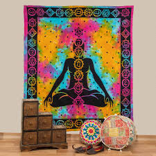 This class aims to cultivate inner peace, warmth, and wisdom through. Kunst Und Magie Aum Tagesdecke Wandbehang Bunt Deko Tuch Chakra Yoga Meditation Ca 200 X 230cm Kunst Und Magie