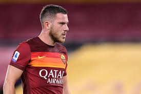 Jordan marcel gilbert veretout is a french professional footballer who plays as a midfielder for serie a club roma. Veretout Mkhitaryan Thrived In Roma S Multi Look Midfield This Season Chiesa Di Totti