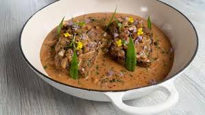 Guy Ravet Sublime Cette Piece De Viande De Boeuf A Travers Cette Recette Gourmande Rezepte Rezepte Kochen Zubereitung
