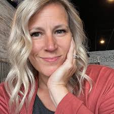 Meeting Kelly Cheese from Free Beer and Hot Wings