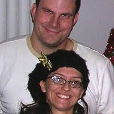 Couple burned in Tea Fire file suit