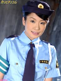 JavTube Emiri Aoi 葵えみり 初めての女ポリスコスプレ Caribbeancom 032107-404