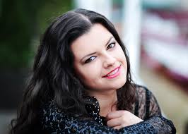 Breastfeeding mamas every where waking up like:**