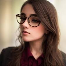 Harriet Hensley's Instagram, Twitter & Facebook