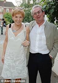 Her sibling's name is not available. Anne Robinson S Ex Husband Wants To Sell His 1 1m Art Gallery Daily Mail Online