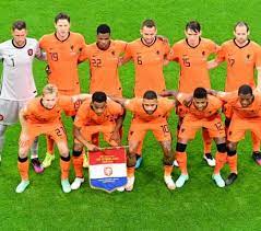 Live voetbal, analyses, video, voetbaluitslagen van de jupiler pro league, buitenlandse competities, champions league, europa league, ek's, wk's en de rode duivels samengevat op één pagina. B3judgmpsyscdm