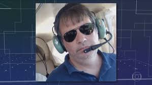 Avião de pequeno porte cai em bairro residencial de Belo Horizonte