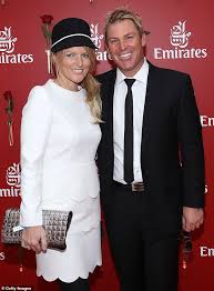Shane warne, the australian cricket commentator, and former cricket player, once admitted to cheating on his wife with liz hurley. Freedomroo Simone Callahan 50 Shows Off Her Age Defying Figure As She Slips Into A White High Cut Costume Australiannewsreview
