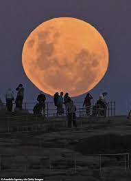 The super blood moon and total lunar eclipse will conclude at 10.52 pm for new south wales, tasmania, victoria, queensland and act and 10.22 pm for south australia and the northern territory. Fxluzkei1tnvhm