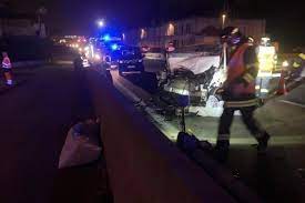 Au moins 42 personnes sont mortes dans la collision d'un car et d'un camion sur. Gironde Un Mort Et Deux Blesses Dans Un Accident Sur La Rn 89 Entre Bordeaux Et Libourne Actu Bordeaux