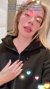 Karol cantando una canción 🫶🧡#fandekarolg #carolina @Karol G