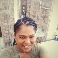 400+ perfiles de «Charmaine»