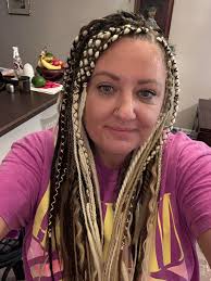 Outfit and Hairstyle Feedback