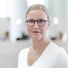 Mitarbeitende von Münchner Volkshochschule GmbH