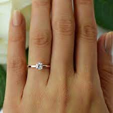 Our research shows that the average diamond size varies greatly across the world coming in smaller in the east with japan at. More Sizes 1 2 Ct Promise Ring Engagement Ring Round Etsy
