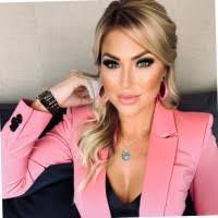 Rachel Blakeslee's Instagram, Twitter & Facebook