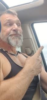 a group where we all savagely compliment each other