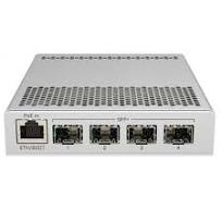 router - How can I connect an RJ45 plug into a qsfp28 port ...